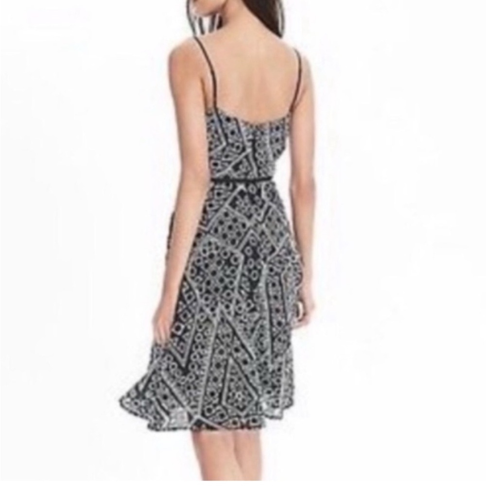 Banana Republic women’s size 8 dress Geo Lace Black/White Spaghetti Strap black - Picture 2 of 14